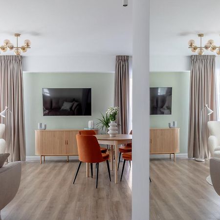 סינאיה Dream Garden Apartment With Free Parking מראה חיצוני תמונה